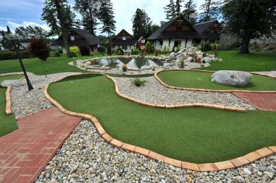 Aplend Adventure Golf